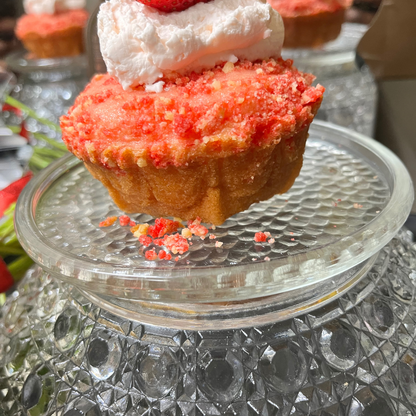 Strawberry Crunch Cake